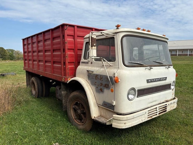 1972-international-cargostar-image-4