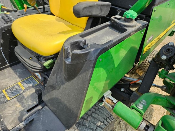 john-deere-1600-turbo-image-23