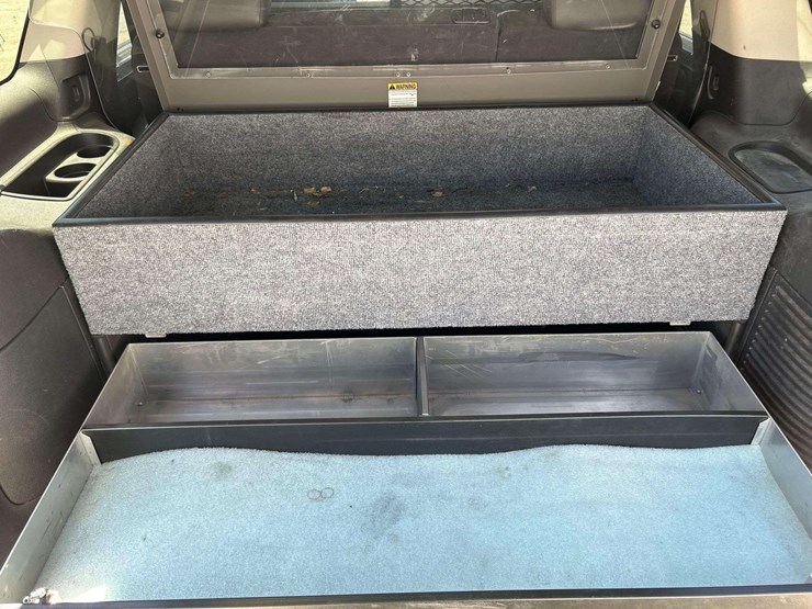 chevrolet-tahoe-image-20