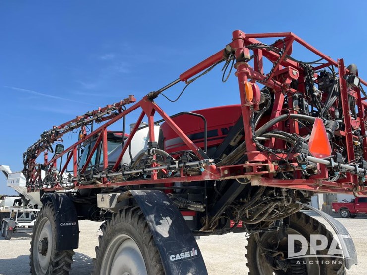 2016-case-ih-patriot-3340-image-45