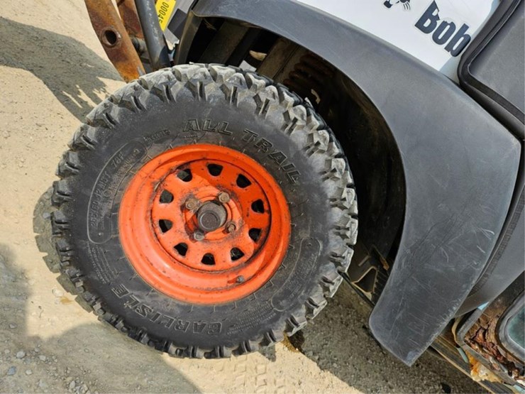 bobcat-2300-image-36