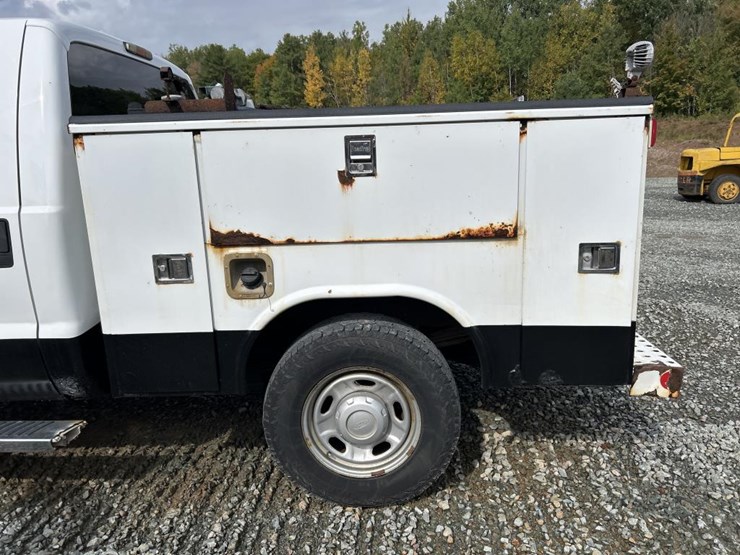 2011-ford-f250-image-12