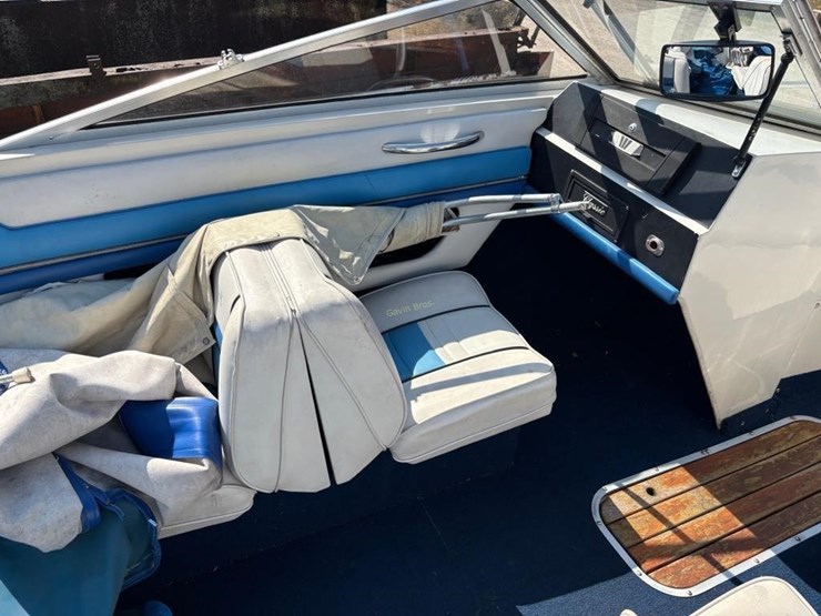 1988-wellcraft-190-classic-boat-image-8