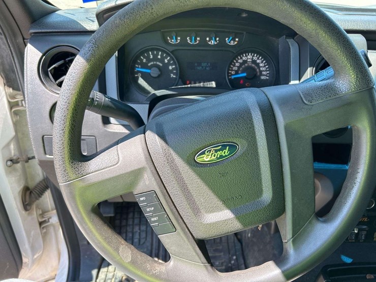 2014-ford-f150-image-13