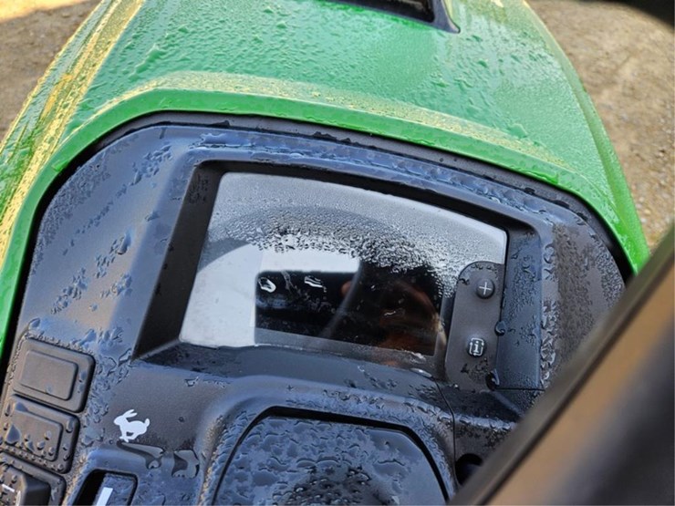 john-deere-x738-image-25