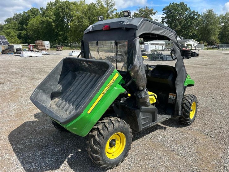 2016-john-deere-gator-image-7