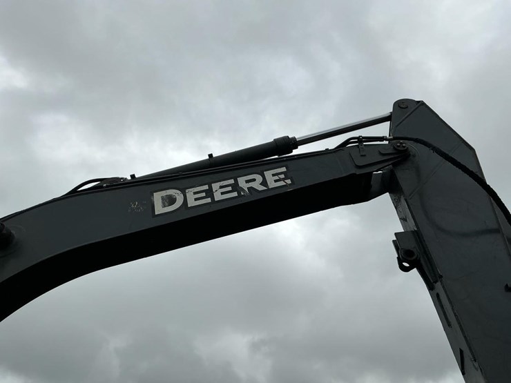 2007-john-deere-270-image-27