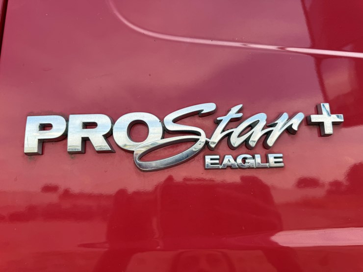 2014-international-prostar-image-27