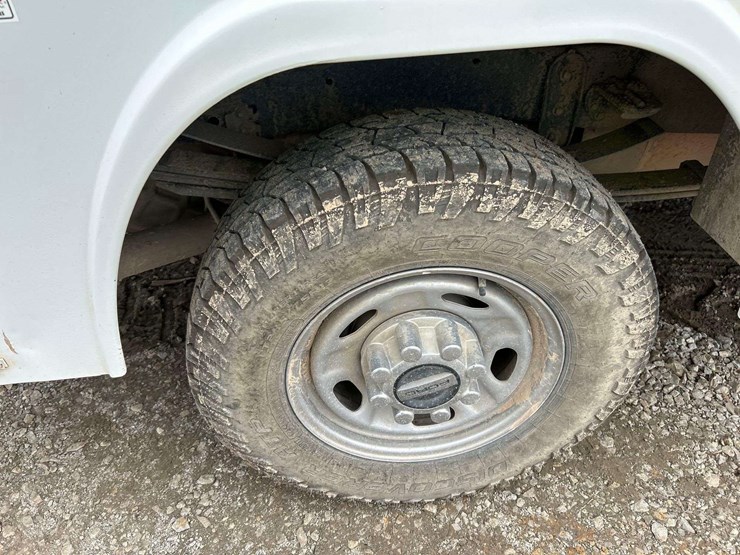 2021-ford-f250-image-24