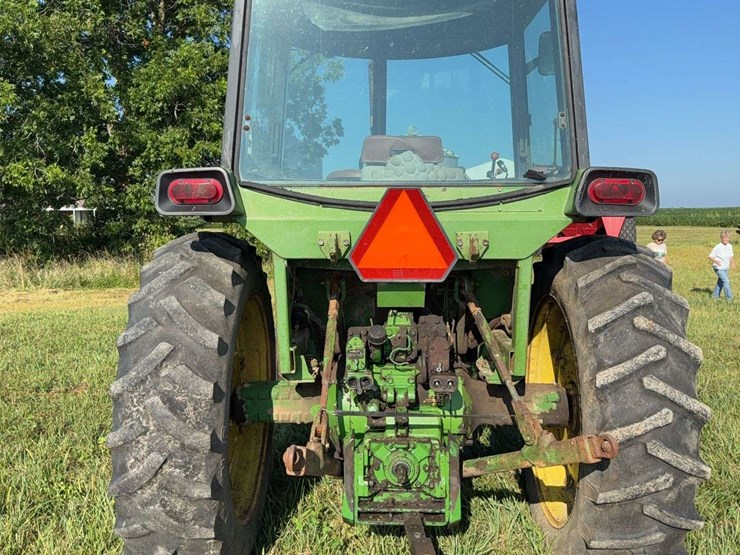 john-deere-4230-image-6