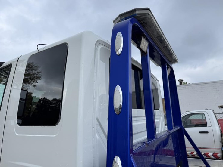 2017-international-durastar-4300-image-13