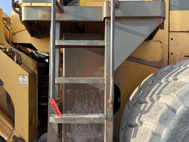 komatsu-wa600-image-25