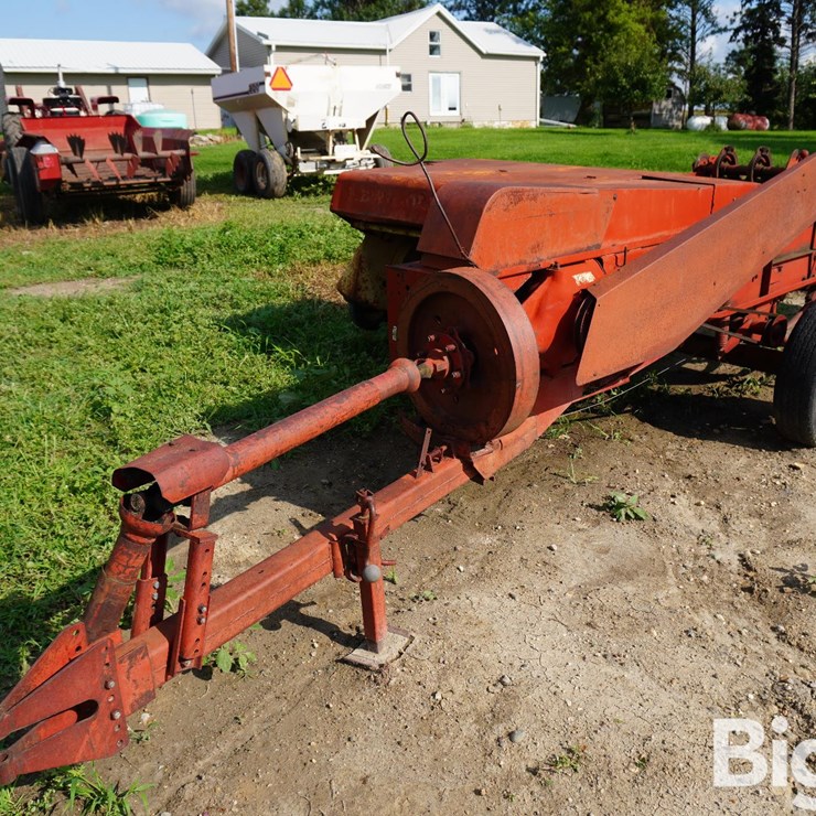 NEW HOLLAND 269