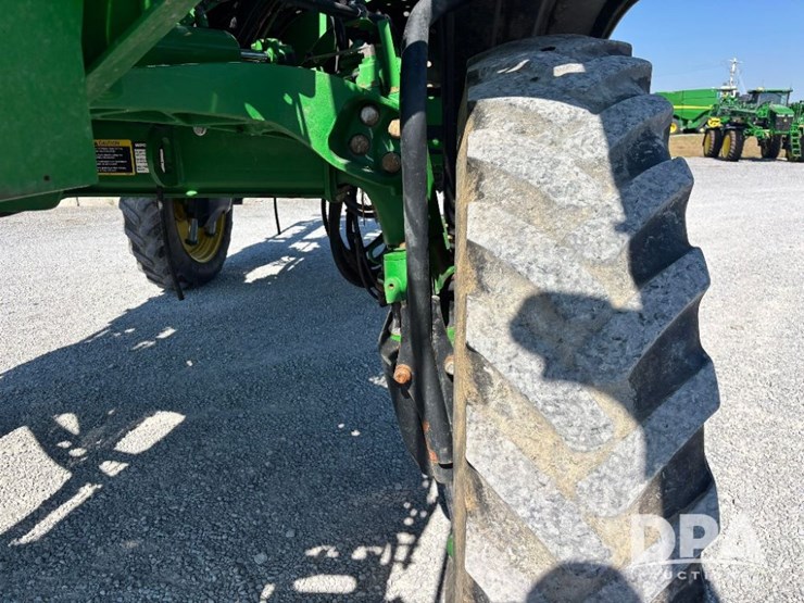 2017-john-deere-r4038-image-50