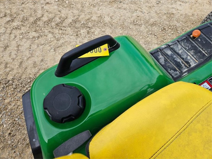 john-deere-x730-image-16