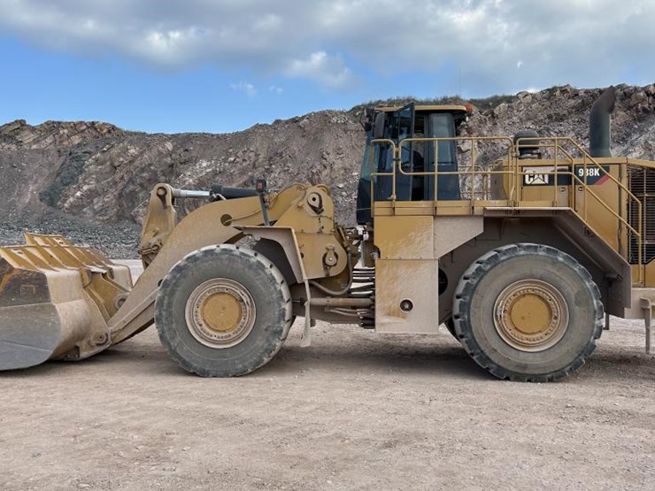caterpillar-988k-image-2