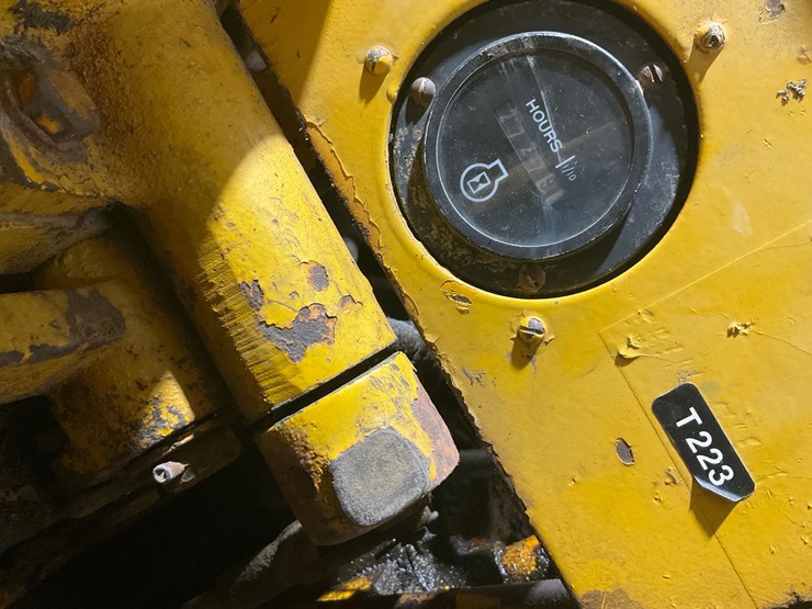 john-deere-420-image-30
