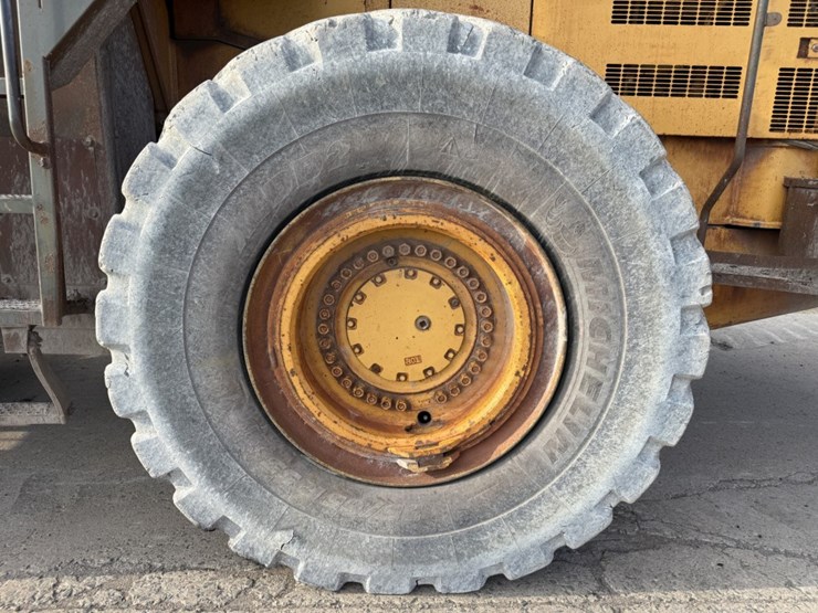 komatsu-wa600-image-87