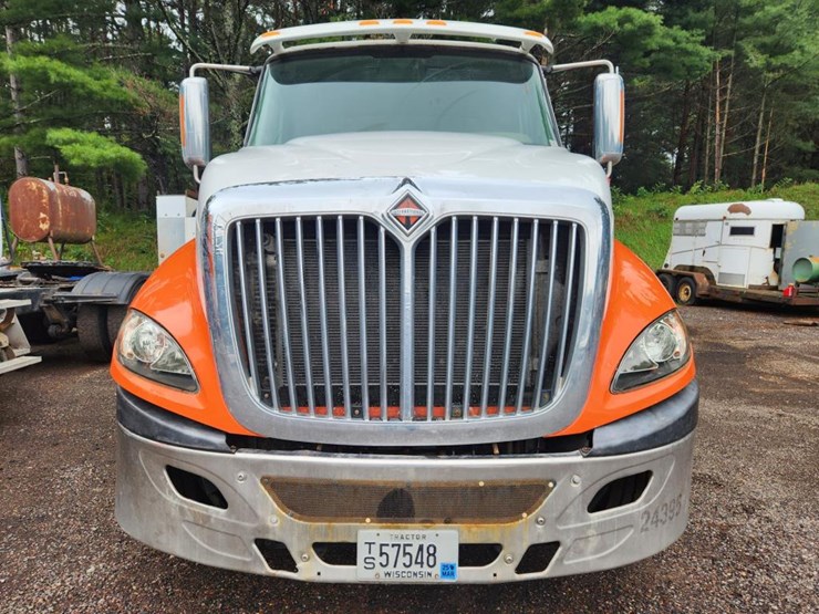2011-international-prostar-image-7