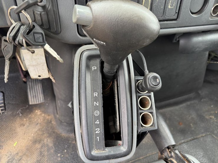 2006-international-durastar-4300-image-59