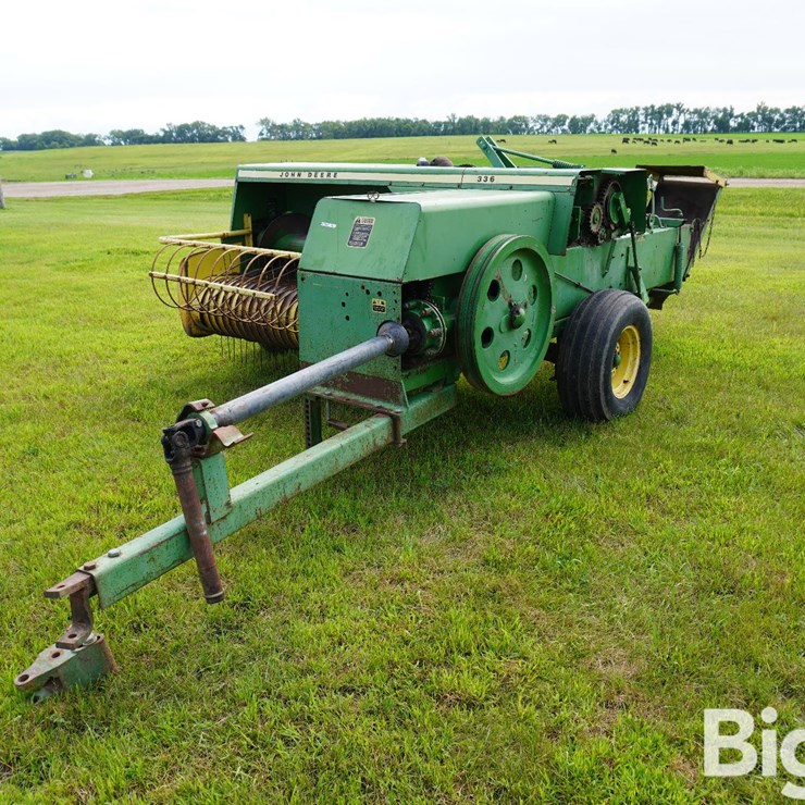 JOHN DEERE 336