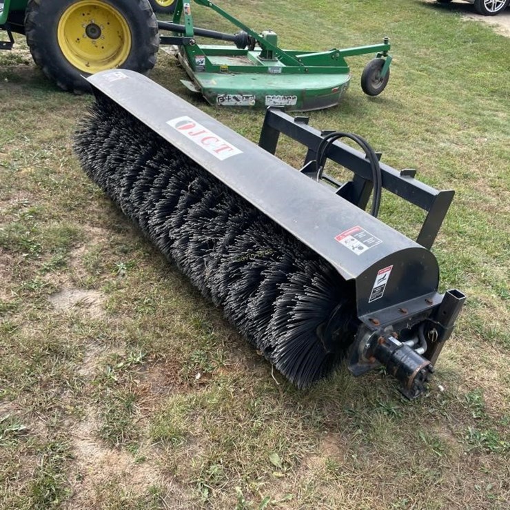 JCT Universal Attach Broom **