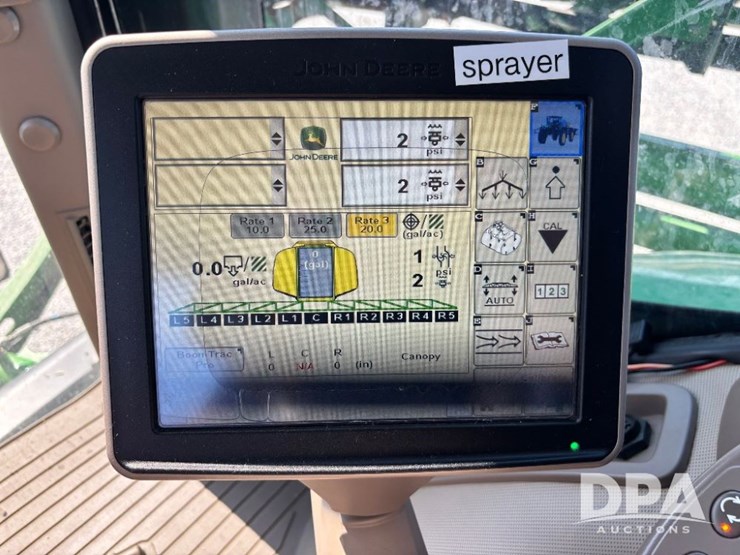 2017-john-deere-r4038-image-141