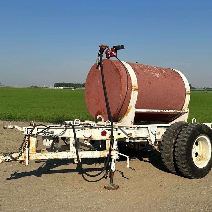 CUSTOM TRAILER