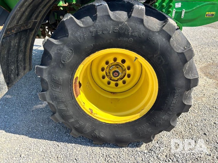 2019-john-deere-f4365-image-82