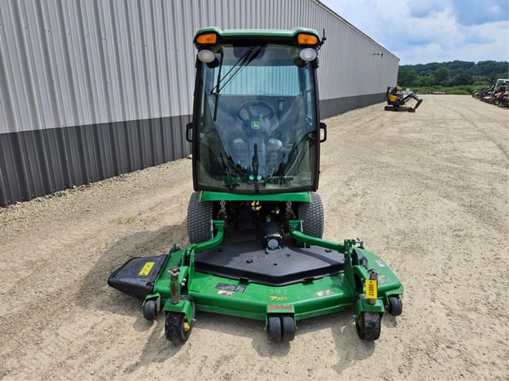 john-deere-1575-image-8