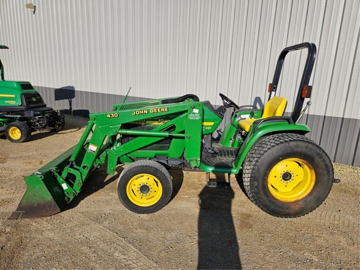 2000-john-deere-4400-image-2