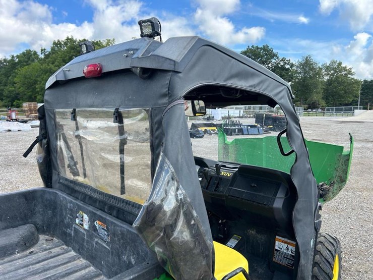 2016-john-deere-gator-image-31