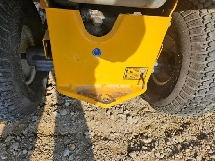 cub-cadet-lt2138-image-13