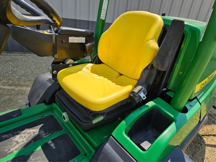 john-deere-7400-image-16