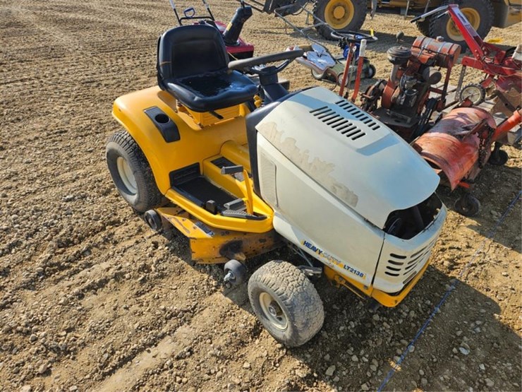 cub-cadet-lt2138-image-6