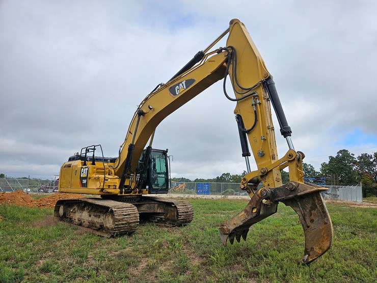 2017-caterpillar-336f-image-29