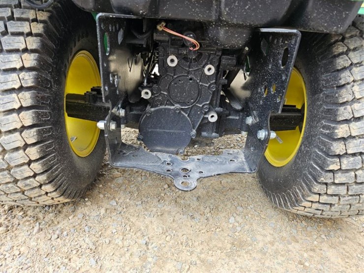 john-deere-x730-image-13