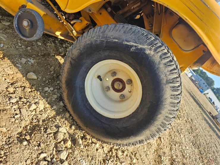 cub-cadet-lt2138-image-22