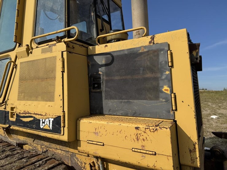 caterpillar-953-image-15