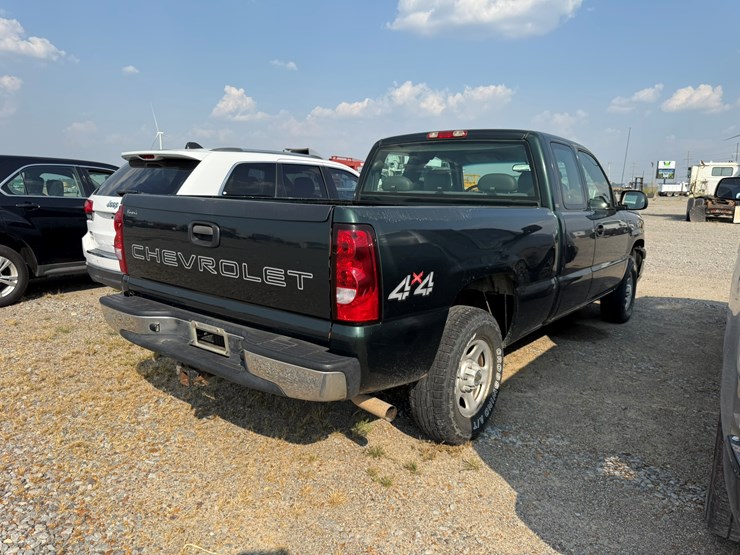2003-chevrolet-silverado-image-4