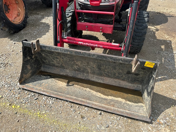 mahindra-1626-image-24