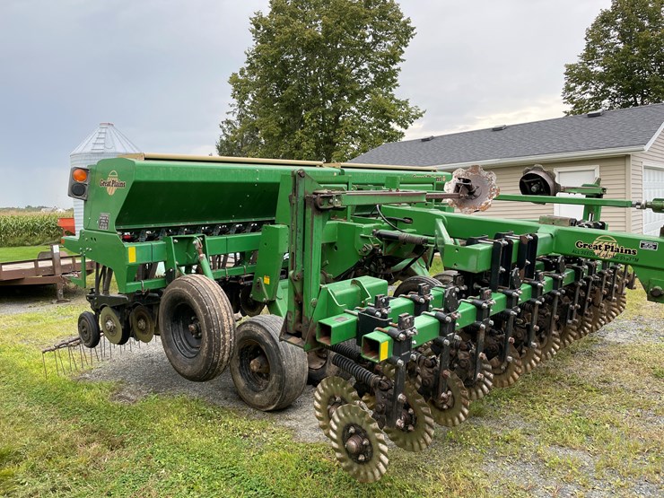 #7102-•-great-plains-grain-drill-no-till-drill-image-7