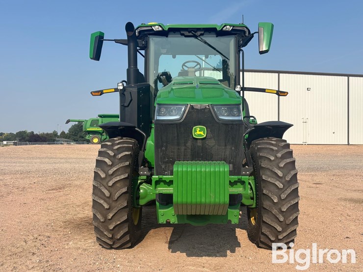 2024-john-deere-8r-250-image-2