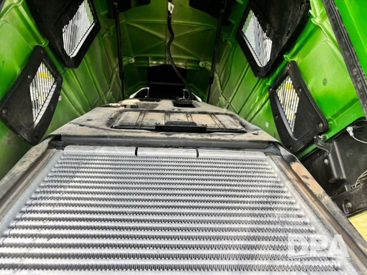 2023-john-deere-6r-175-image-22