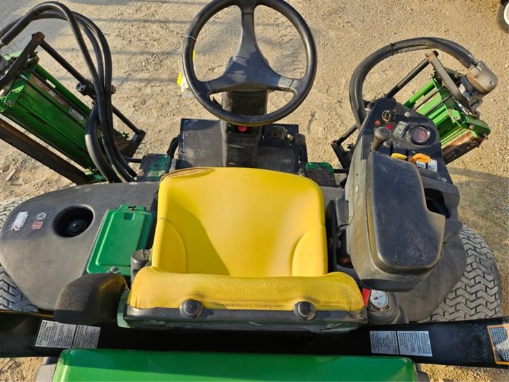 john-deere-3225c-image-25