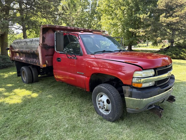 2001-chevrolet-3500-image-7
