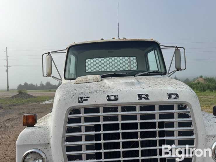 1981-ford-ln7000-image-14