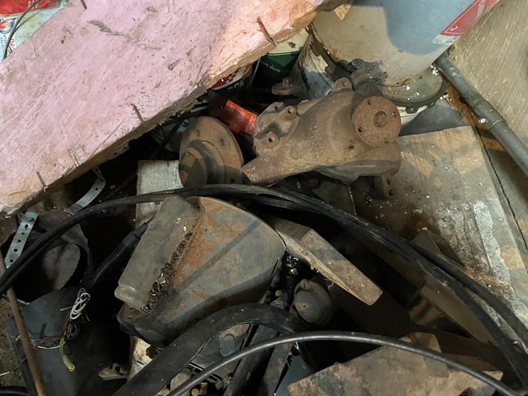 #7193-•-pile-of-various-metal-image-10
