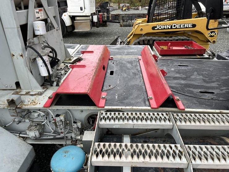 2005-gradall-xl4100-image-44