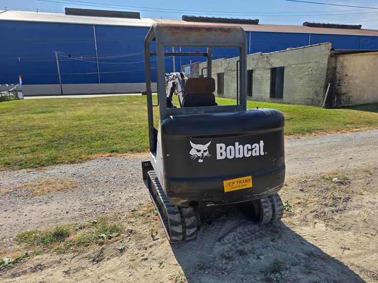2003-bobcat-328d-image-16